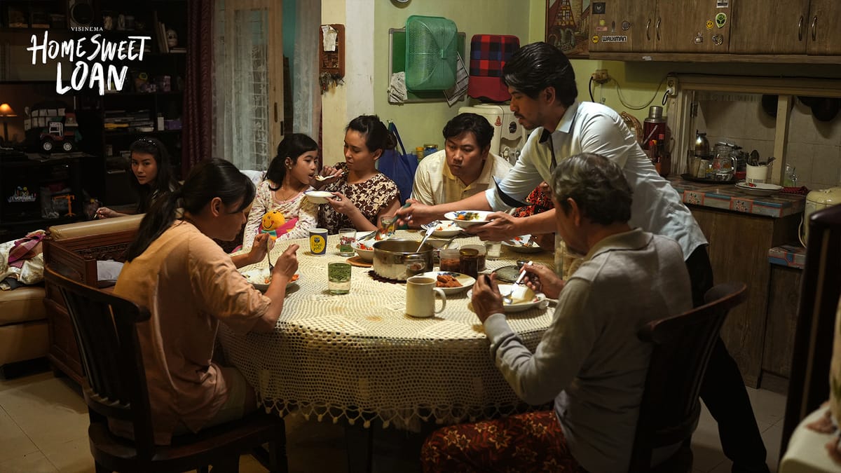 Home Sweet Loan : Film mengenai "sandwich generation" yang mengedukasi